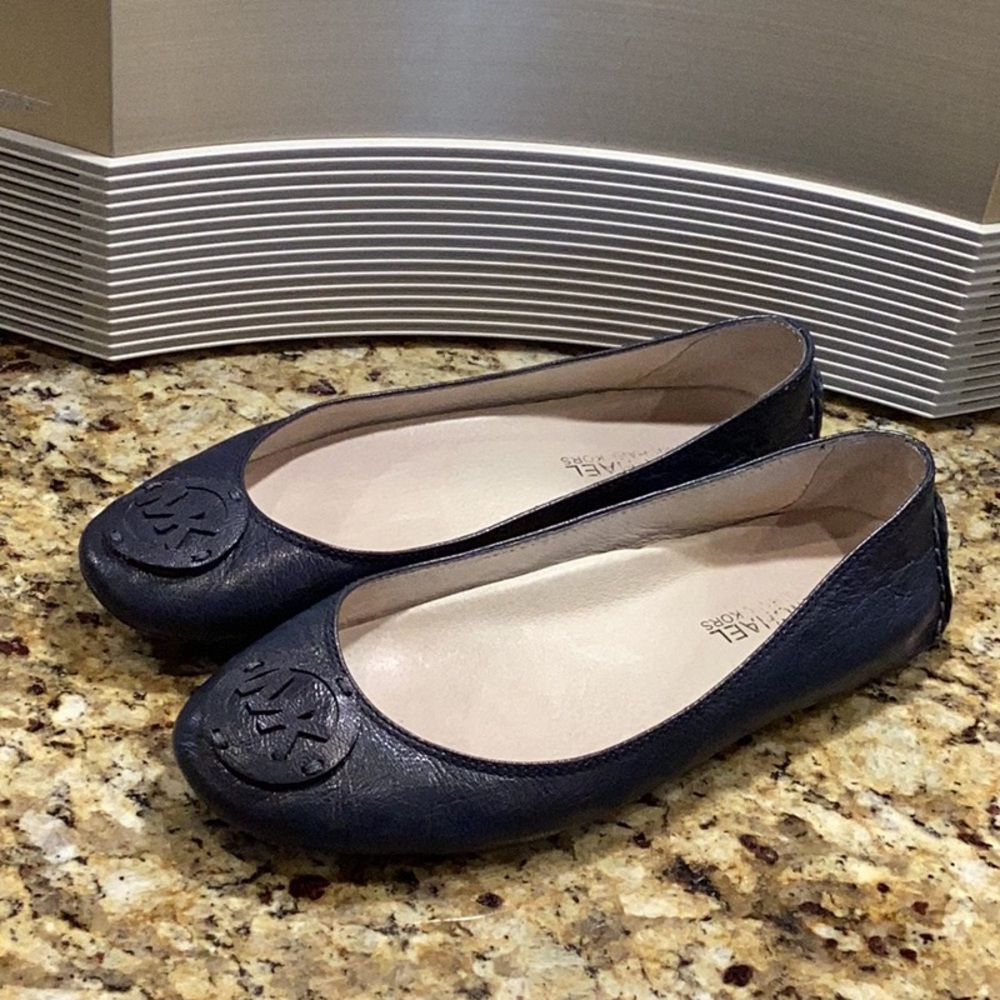 Michael Kors leather flats